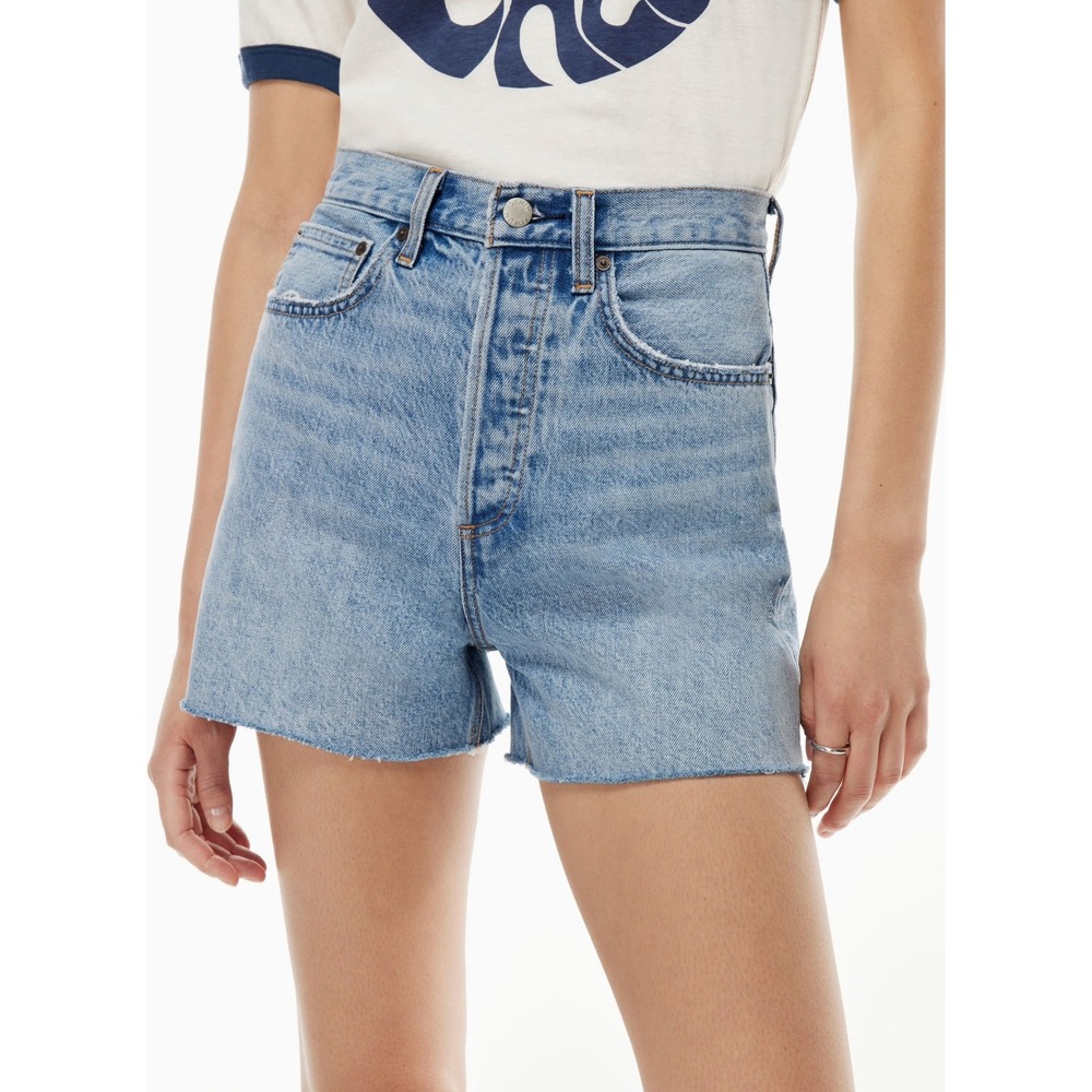 Denim Forum The Joni Loose High Rise Denim Shorts Light Wash Size 24 Aritzia